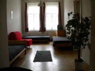 Nordik Hotel Прага Екстериор снимка